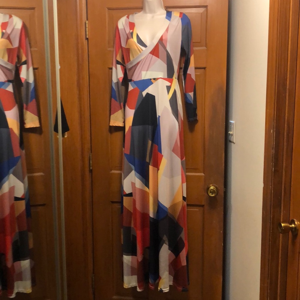 Beautiful long sleeve maxi dress
